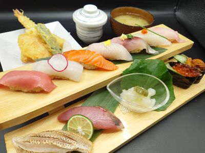 お刺身のセットメニュー