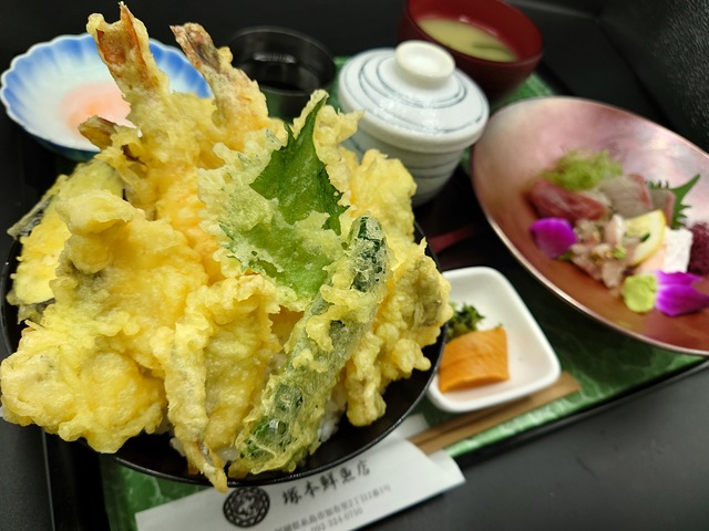 海鮮丼