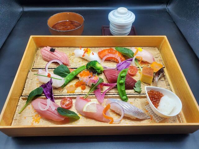 海鮮丼のセットメニュー